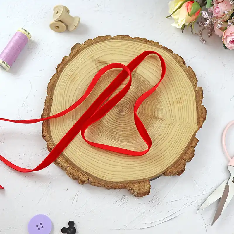 Solo Hoy Lazo terciopelo Red Velvet, por metro