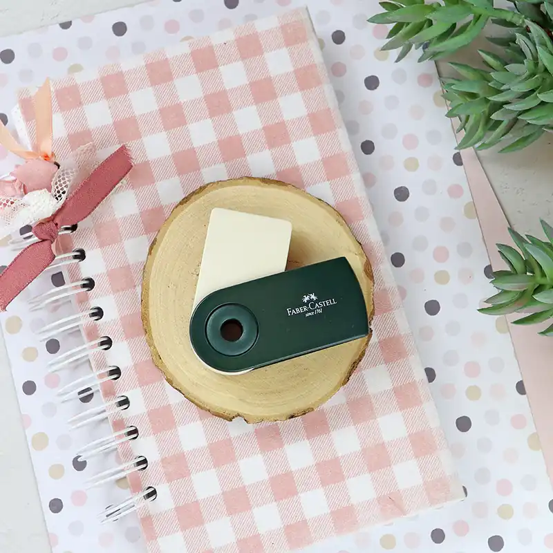 Hecho A Mano Goma de borrar Sleeve Verde de Faber-Castell
