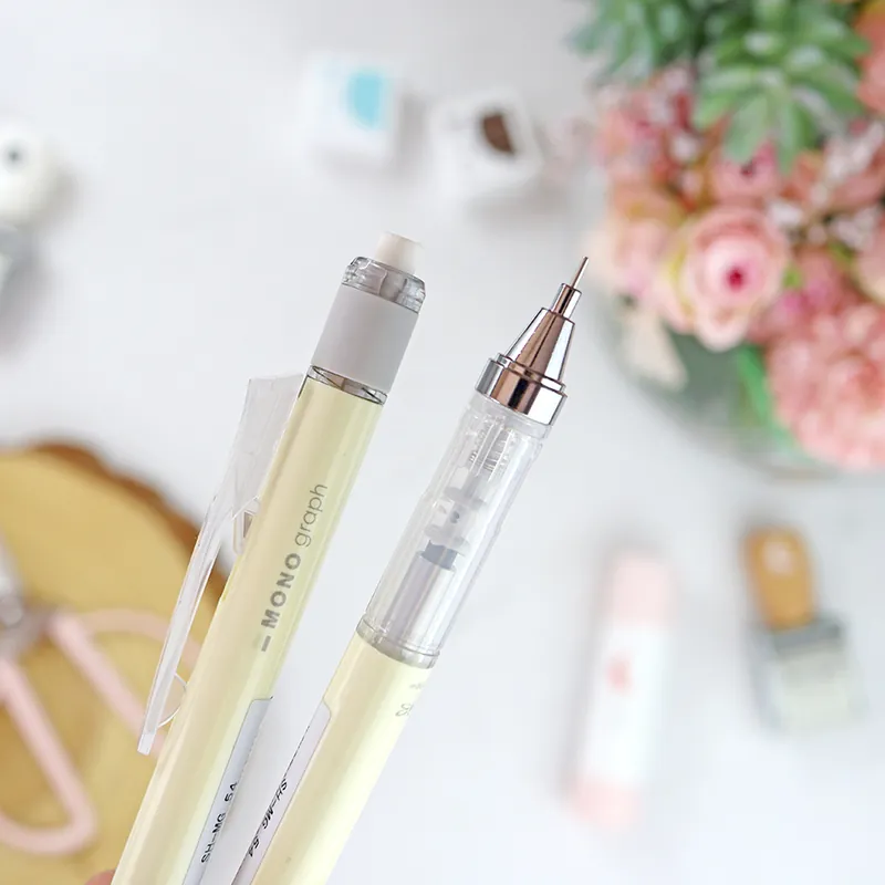 Solo Hoy Portaminas Amarillo Mono Graph de Tombow