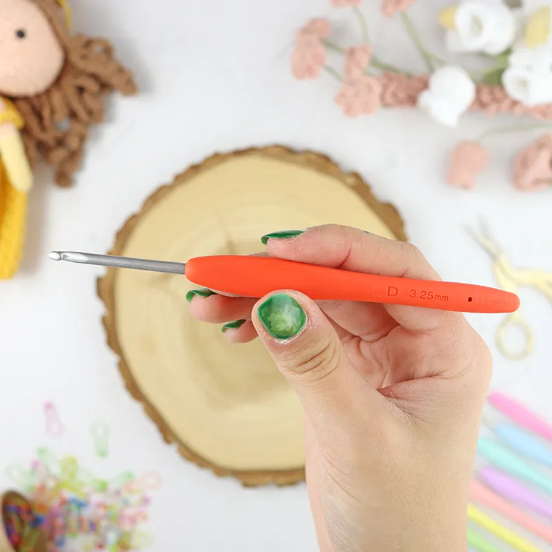 Artesanal Ganchillo Amour 3.25 mm de Clover