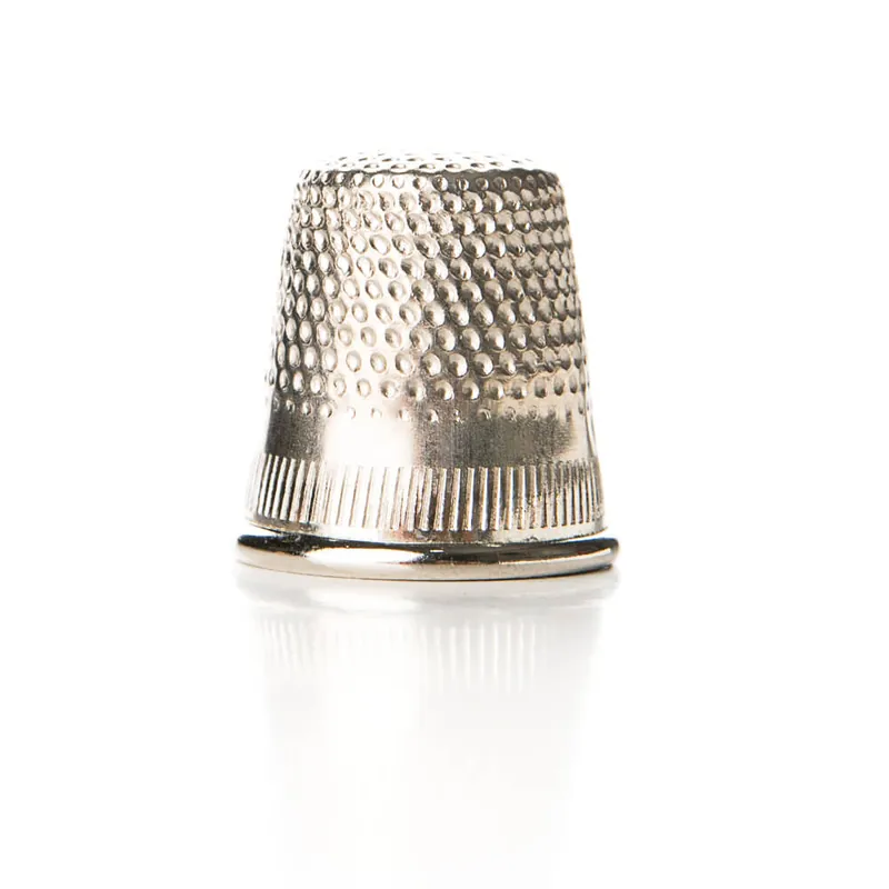 Solo Hoy Dedal de Latón