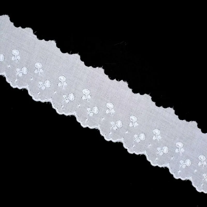 Tira bordada 368 Imprescindible (Must-Have)