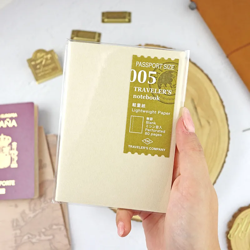 Lujoso Cuaderno de Papel Fino 005 para Traveler’s Notebook Pasaporte