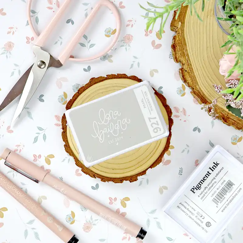 Últimas Unidades Tinta Pearl de Lora Bailora