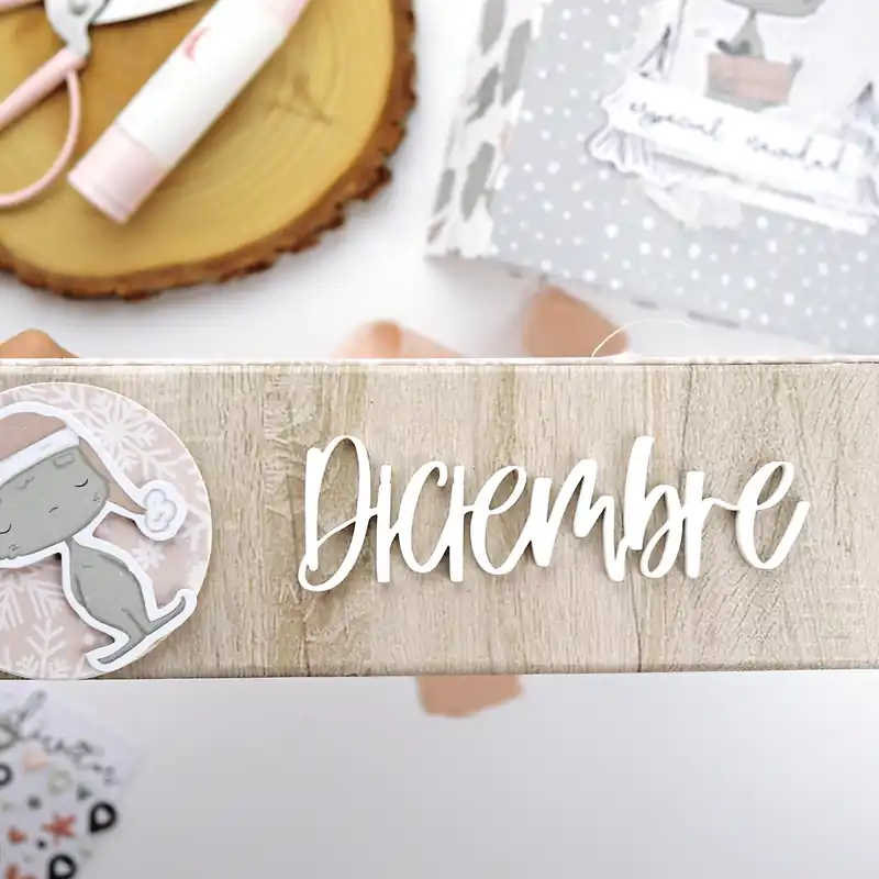 Adorno palabra Diciembre metacrilato blanco Rebajas