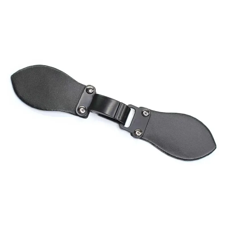 Última Versión Broche con mosquetón