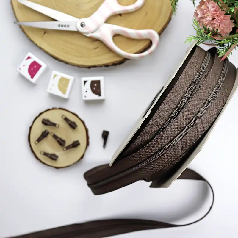 Cremallera de 5 clásica continua Topo Premium