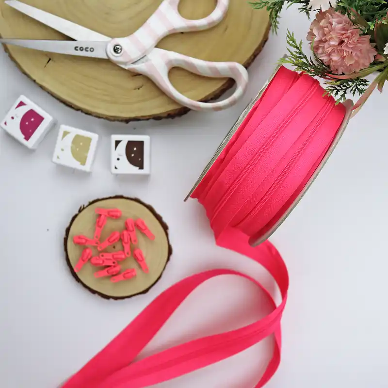 Promoción Cremallera de 3 clásica continua Coral