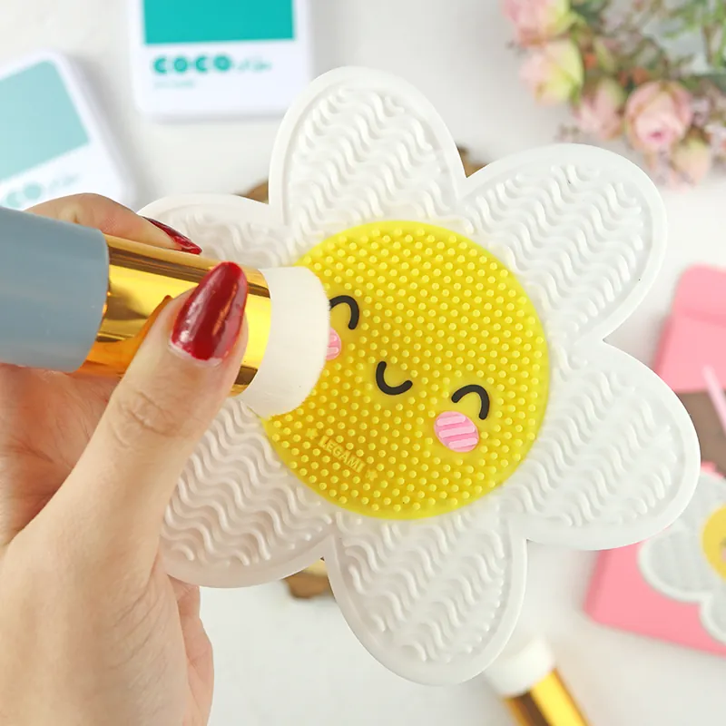 Descuento Limpiador de brochas y pinceles Margarita de Legami