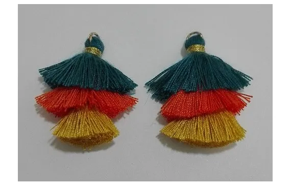 Pompon triple Verde+naranja+amarillo Artesanal