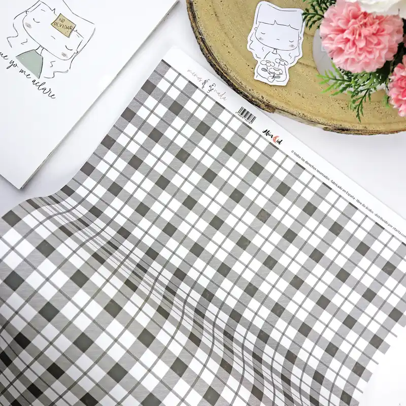 Papel laminado Cuadros de Menos es nada | Alúa Cid Oferta