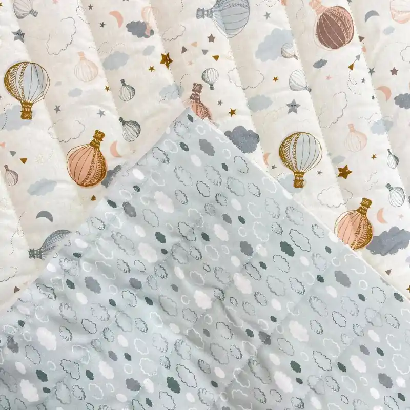 A Buen Precio Tela acolchada “Globo & Nubes” – Reversible 100 % algodón