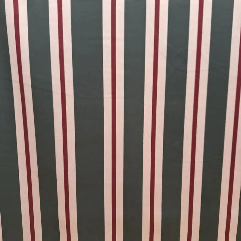 Liquidación FALSA SEDA GRIS RAYAS ROSAS