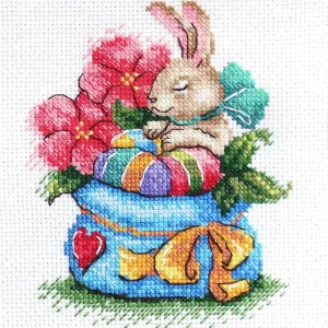 Últimas Unidades Conejito en flores - SM-648 MP Studia - Kit de punto de cruz