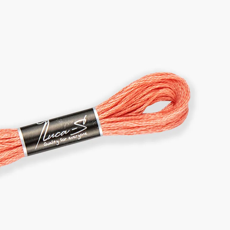 Nuevo Modelo DMC 352 / 52 Hilos mouline Luca-S