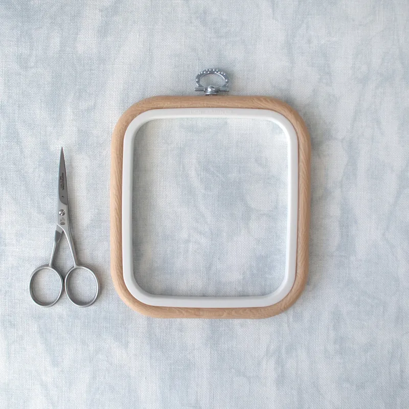 Bastidor-Marco Cuadrado Flexi Hoop de Nurge: Elegancia y Funcionalidad en Color Beige - No:1 / 230-11 - 13x15 cm Oferta Especial