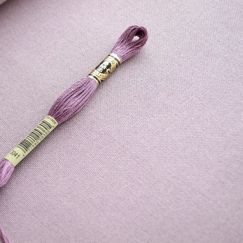 Tela Murano Lugana 32 ct. Violet Antique de ZWEIGART 3984/5045 para punto de cruz - 140x98 Pago Seguro