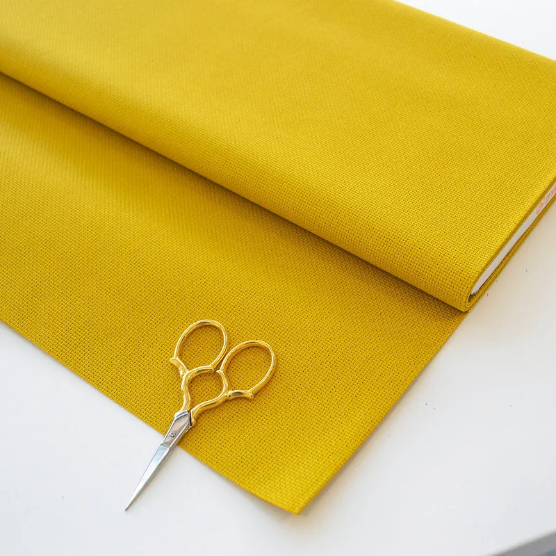 3793/3008 Tela Stern-Aida 18 ct. Curry de ZWEIGART Tela para punto de cruz - 110x148 No Te Lo Pierdas