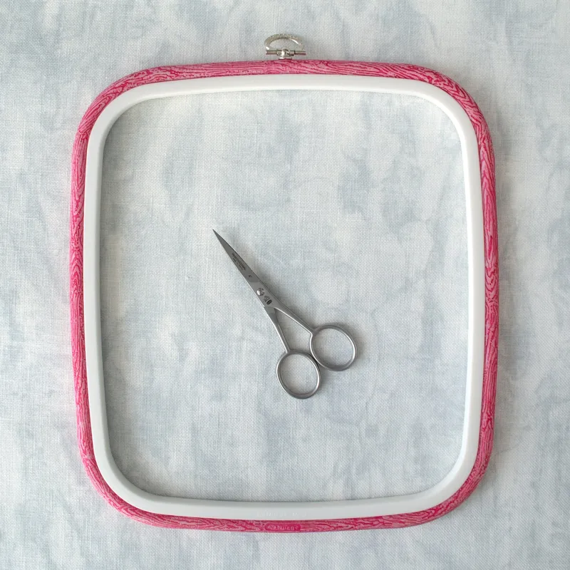 Bastidor-Marco Cuadrado Flexi Hoop de Nurge: Encanto y Funcionalidad en Delicado Color Rosa - No:3 / 230-13 - 23x25 cm De Moda