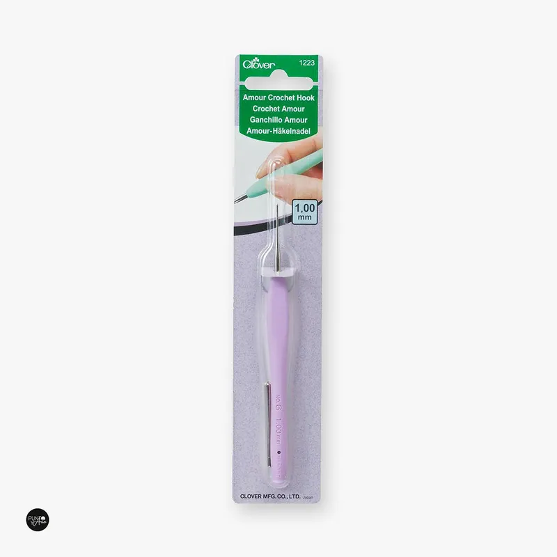 Agujas de Ganchillo Clover Amour de Acero - Mango Ergonómico para Tejer con Comodidad - 1.00 mm : Lila pastel Promoción