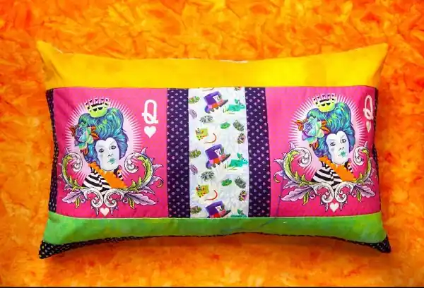 Kit Cojín Reina de Corazones – Komola Krafts Premium