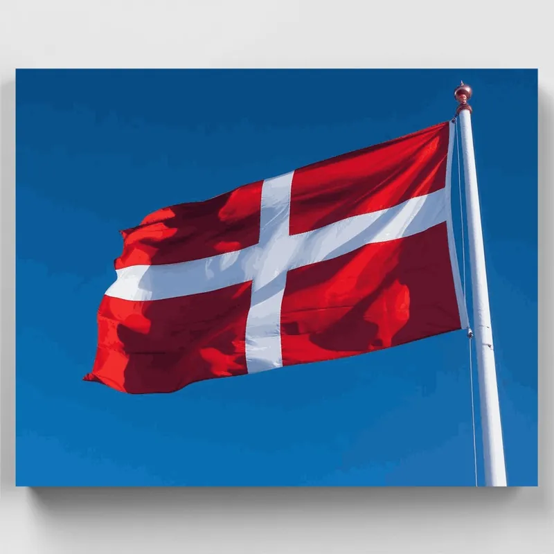 Bandera Danesa - Kit de pintar por números - Lienzo Enrollado / 24 Colores Más Vendido