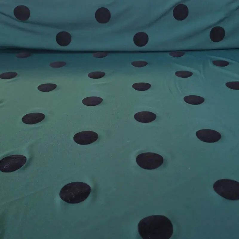 Más Vendido Tela de Punto Verde Botella Lunar Flocado Terciopelo Negro 3cm (ancho 1,45M)