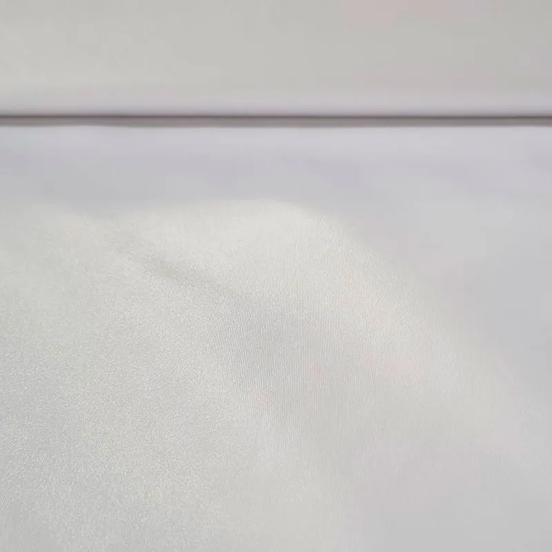 Últimas Unidades Tela de Lycra Laminada Blanca (ancho 1,50M)