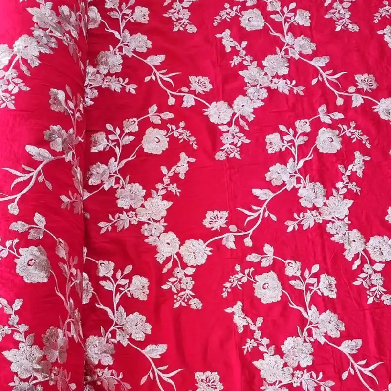 Tela de Viscosa Mantón de Manila Roja Bordado Flores Beige (ancho 1,45M) Precio Económico