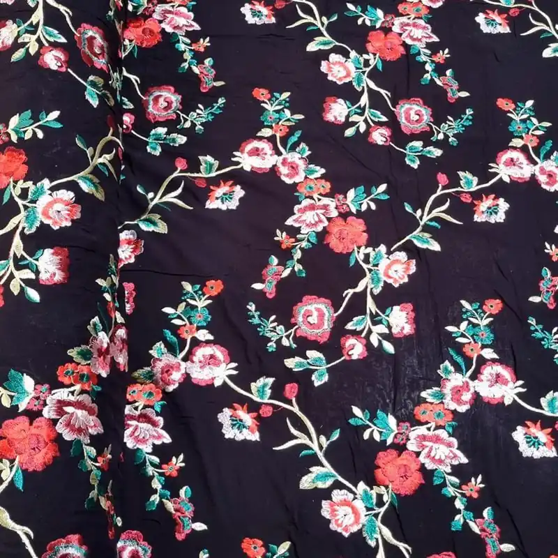 Tela de Viscosa Mantón de Manila Negra Bordado Flores (ancho 1,45M) Última Oportunidad