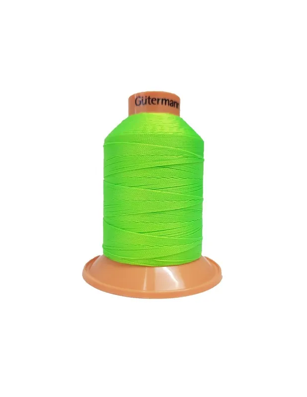 BOBINA HILO VERDE FLUOR TERA 30/3 900 MTS. C/3836 Súper Precio