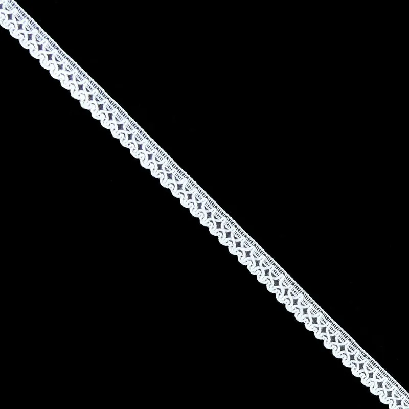 Marca Reconocida Puntilla bolillo 1cm. Blanco y crudo - Blanco