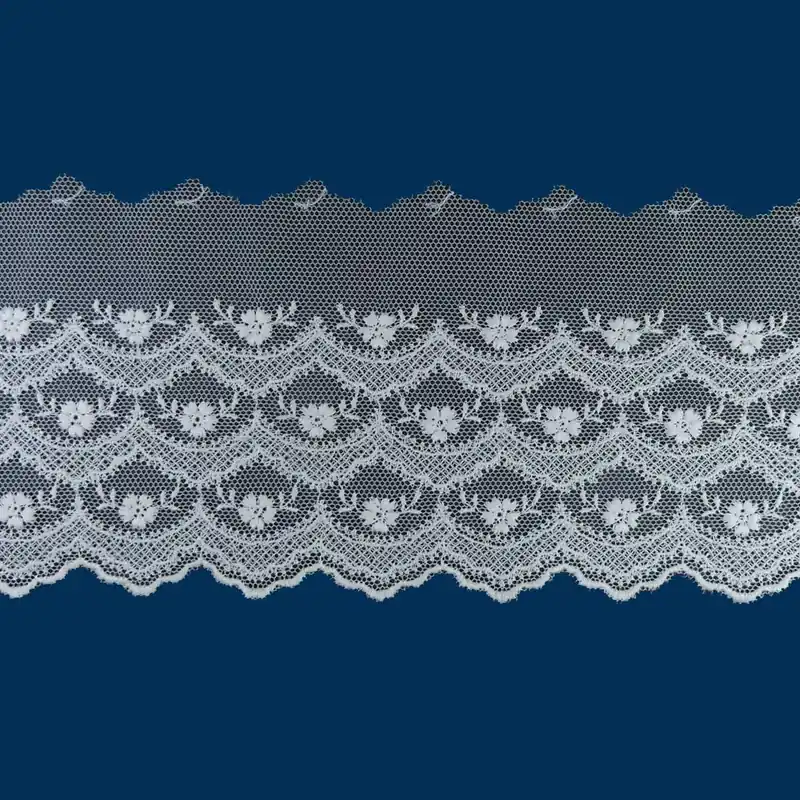 Venta Final Puntilla tul bordado floral 85mm. Conjunto 6 - Blanco Roto