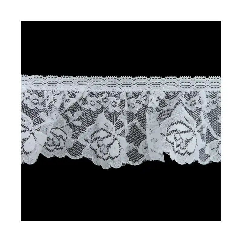 Puntilla fruncida nylón blanco 75mm. Rosas - Blanco Nueva Colección