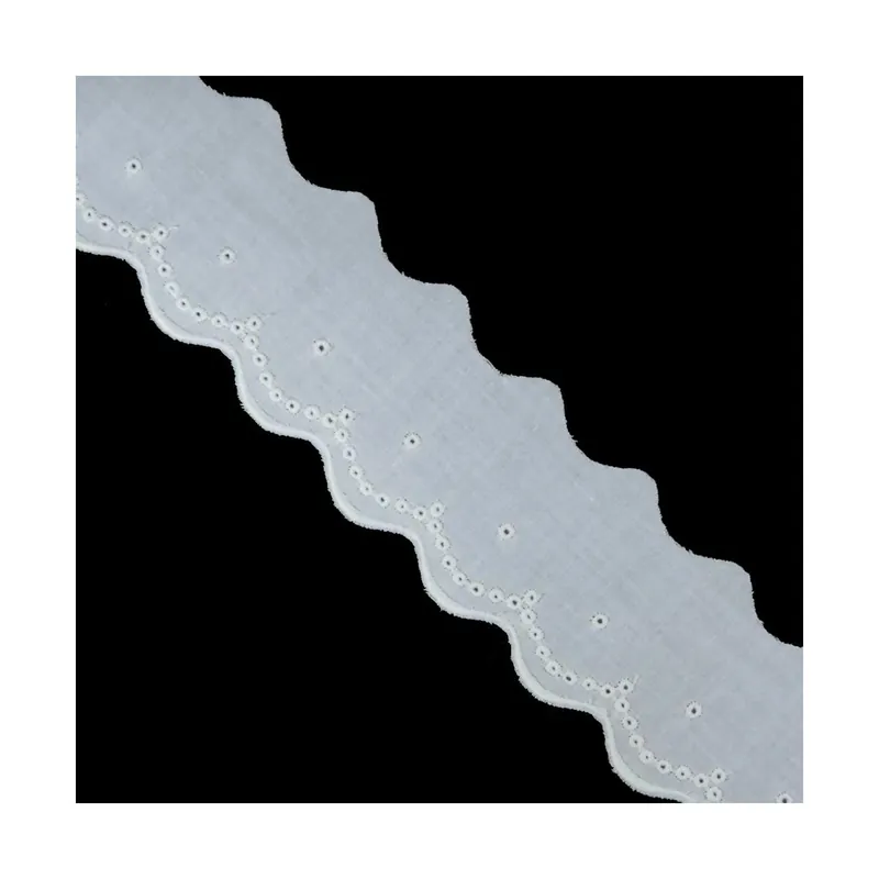 Tira bordada blanco ondas 45mm. Conjunto 51 - Blanco Nuevo Modelo