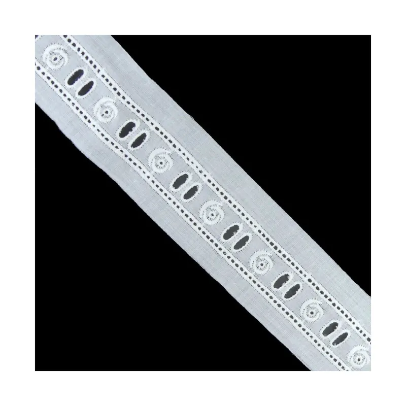 Rebajas Pasacintas bordado algodón blanco 2cm. Rosas - Blanco